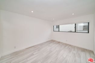 Apartment, 145 Maple dr, Beverly Hills, CA 90212 - 11