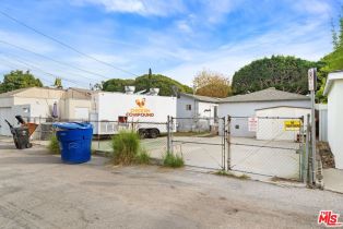 Single Family Residence, 2453 Oak st, Santa Monica, CA 90405 - 22