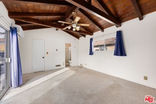 Single Family Residence, 2453 Oak st, Santa Monica, CA 90405 - 16