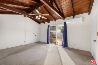 Single Family Residence, 2453 Oak st, Santa Monica, CA 90405 - 17