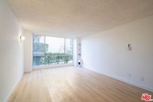 Condominium, 4900 Overland ave, Culver City, CA 90230 - 4