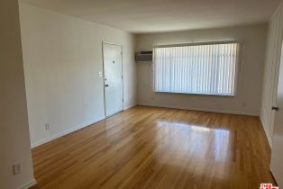 Residential Income, 15207 Dickens st, Sherman Oaks, CA 91403 - 6