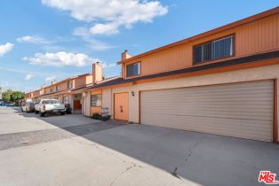 Condominium, 9946 Owensmouth ave, Chatsworth, CA 91311 - 2