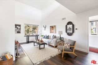 Condominium, 10960 Bluffside dr, Studio City, CA 91604 - 2