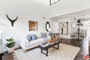 Condominium, 10960 Bluffside dr, Studio City, CA 91604 - 4