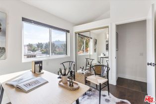 Condominium, 10960 Bluffside dr, Studio City, CA 91604 - 19