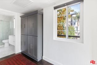 Condominium, 10960 Bluffside dr, Studio City, CA 91604 - 15