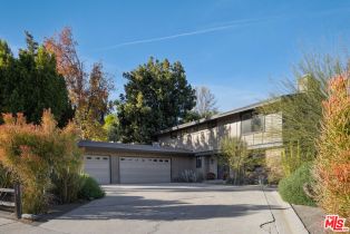 Single Family Residence, 24417 Clipstone st, Woodland Hills, CA 91367 - 2