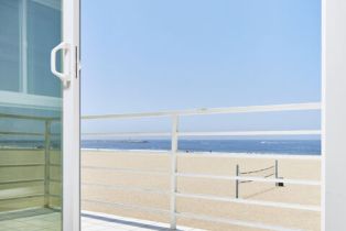 Condominium, 4403 OCEAN FRONT walk, Marina Del Rey, CA 90292 - 11