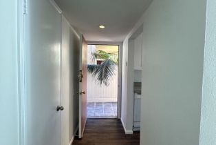 , 970 Palm ave, West Hollywood , CA 90069 - 4