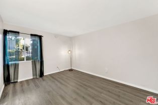 Condominium, 18645 Hatteras st, Tarzana, CA 91356 - 9