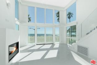 , 2419 Ocean Front walk, Venice, CA 90291 - 3