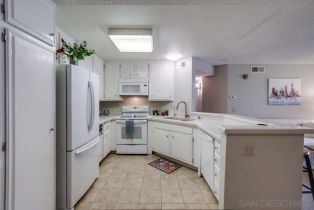 , 17617 Pomerado, San Diego, CA 92128 - 7