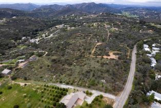 , 5 Paradise Mountain rd, Valley Center, CA 92082 - 3