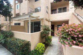 Condominium, 3987 Nobel Dr, San Diego, CA  San Diego, CA 92122