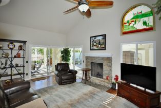 Single Family Residence, 12771 Corte Cierna, San Diego, CA 92128 - 5