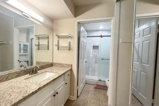 Condominium, 5520 Owensmouth Ave, Woodland Hills, CA  Woodland Hills, CA 91367