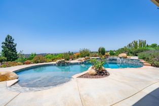 Single Family Residence, 3330 Brooke Hollow rd, Fallbrook, CA 92028 - 6