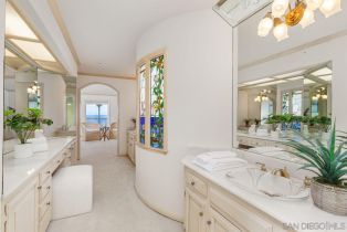 Single Family Residence, 13 Breakers isle, Dana Point, CA 92629 - 37