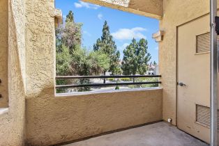 Condominium, 3915 Nobel dr, San Diego, CA 92122 - 4