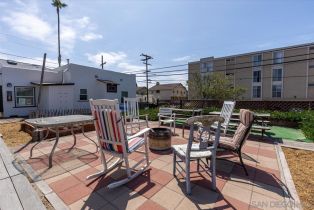 , 2031 Bacon st, San Diego, CA 92107 - 3