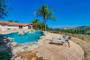 Single Family Residence, 14215 Woods Valley rd, Valley Center, CA 92082 - 13