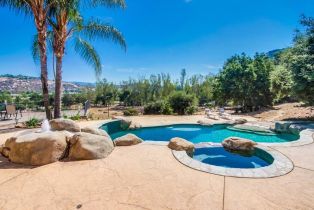 Single Family Residence, 14215 Woods Valley rd, Valley Center, CA 92082 - 15