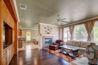 Single Family Residence, 8260 Stage Coach pl, San Diego, CA 92129 - 8