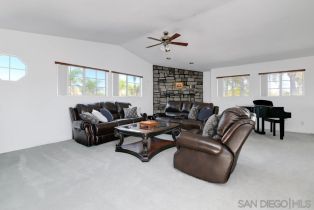 Single Family Residence, 4554 Limerick way, San Diego, CA 92117 - 11