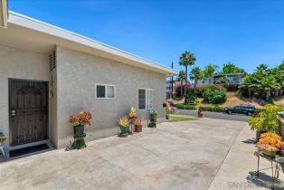 Single Family Residence, 4628 Revillo way, San Diego, CA 92115 - 12