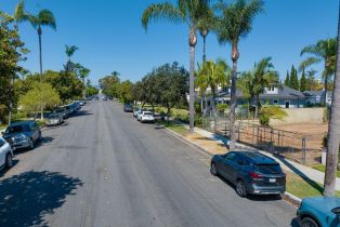 , 743 B ave, Coronado, CA 92118 - 5