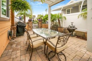 , 7311 San Luis, Carlsbad, CA 92011 - 33