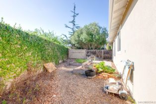 Single Family Residence, 1951 Ivy rd, Oceanside, CA 92054 - 59