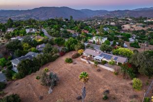 Single Family Residence, 1032 Riverview dr, Fallbrook, CA 92028 - 5