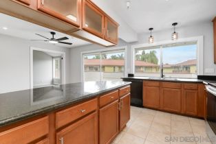 Condominium, 615 Fredricks ave, Oceanside, CA 92058 - 11