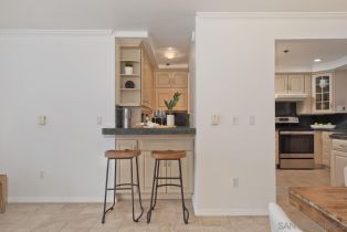 Condominium, 8263 Camino Del Oro, La Jolla, CA 92037 - 7