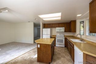 Condominium, 3791 PORTLAND ct, Carlsbad, CA 92010 - 9