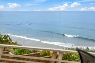 , 1078 Neptune ave, Encinitas, CA 92024 - 3