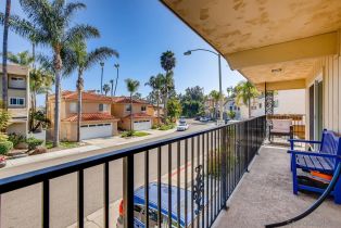 , 4576 Cove dr, Carlsbad, CA 92008 - 2