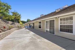 Single Family Residence, 2202 Dos Lomas, Fallbrook, CA 92028 - 33