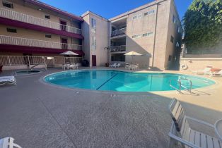 Condominium, 4487 Colbath ave, Sherman Oaks, CA 91423 - 2