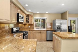 Single Family Residence, 12630 Calle De Rob, Poway, CA 92064 - 42