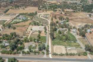 Single Family Residence, 37789 Avenida La Cresta, Murrieta, CA 92562 - 11