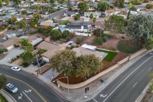 Single Family Residence, 12401 Metate ln, Poway, CA 92064 - 40