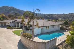 Single Family Residence, 2063 Willow Glen rd, Fallbrook, CA 92028 - 5