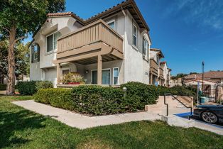 , 6127 Rancho Brida, Carlsbad, CA 92009 - 21