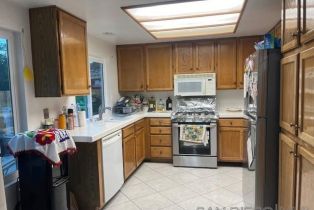 Single Family Residence, 1722 Avenida Altamira, Oceanside, CA 92056 - 2