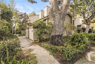 Condominium, 3211 Caminito Eastbluff, La Jolla, CA 92037 - 3