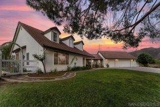 Single Family Residence, 40781 Via De La Roca, Fallbrook, CA 92028 - 3