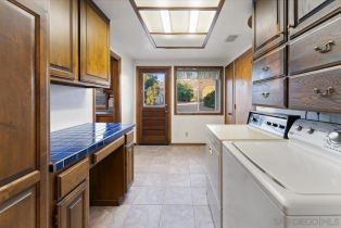 Single Family Residence, 40781 Via De La Roca, Fallbrook, CA 92028 - 38